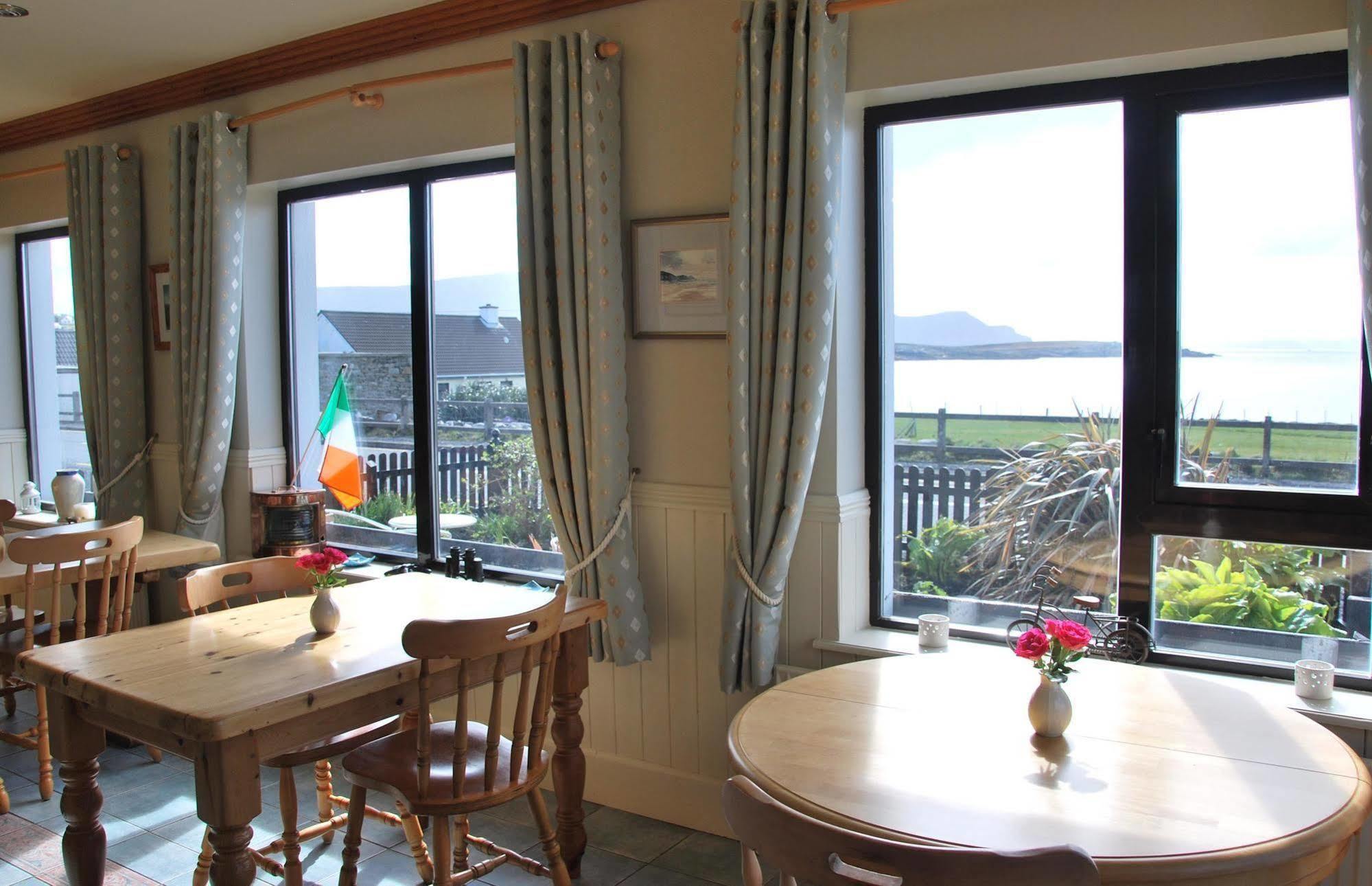Teach Cruachan Large-Group Holiday Home Dooagh Экстерьер фото